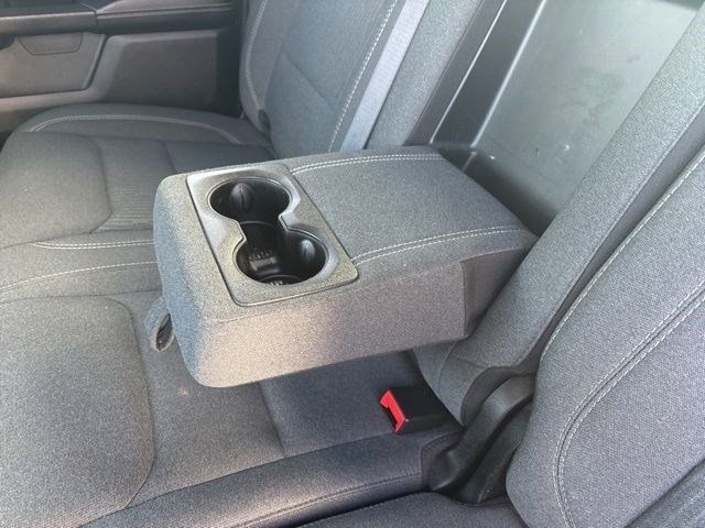 RAM 1500 Big Horn Crew Cab SWB 4WD 2021