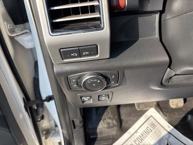 Ford F-150 Platinum SuperCrew 5.5-ft. Bed 4WD 2019