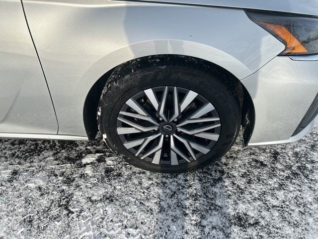 Nissan Altima 2.5 SV 2024