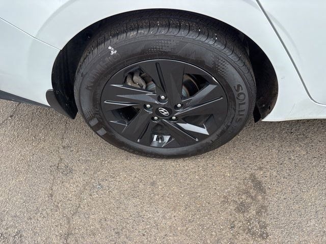 Hyundai Elantra SEL 2022