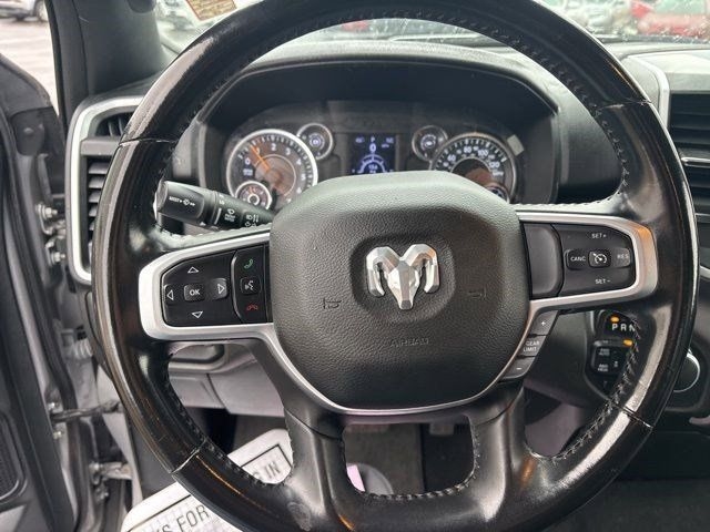 RAM 1500 Big Horn Quad Cab 4WD 2021