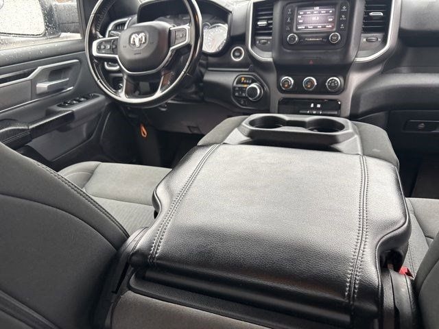 RAM 1500 Big Horn Quad Cab 4WD 2021