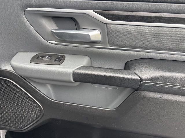 RAM 1500 Big Horn Quad Cab 4WD 2021