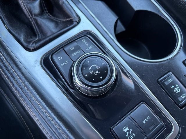 Nissan Maxima 3.5 SV 2020