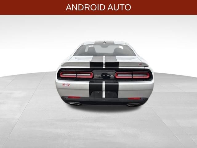 Dodge Challenger GT AWD 2021