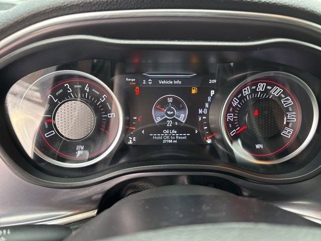 Dodge Challenger GT AWD 2021