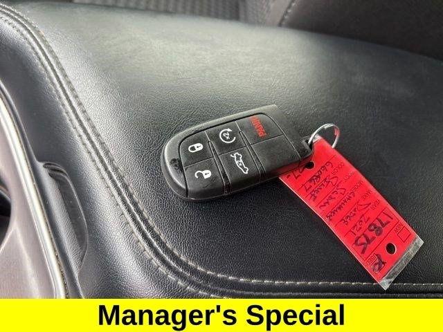 Dodge Challenger GT AWD 2021