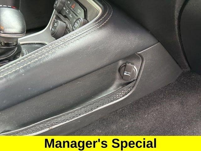 Dodge Challenger GT AWD 2021