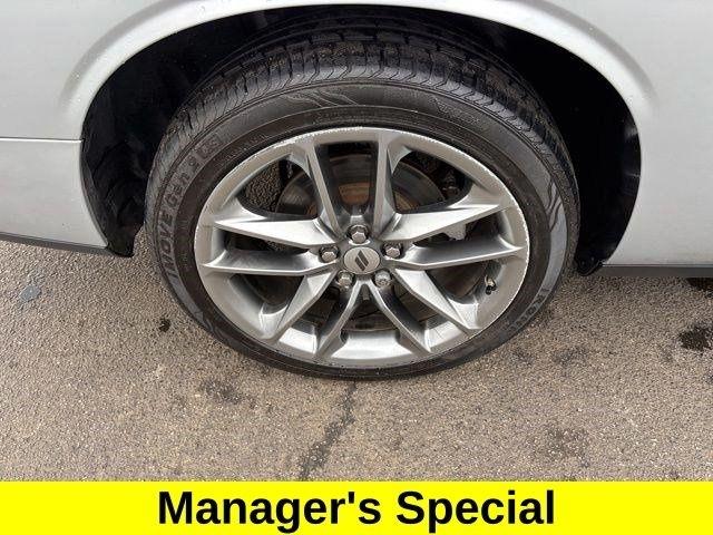 Dodge Challenger GT AWD 2021