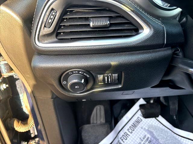 Chrysler Pacifica Limited AWD 2023