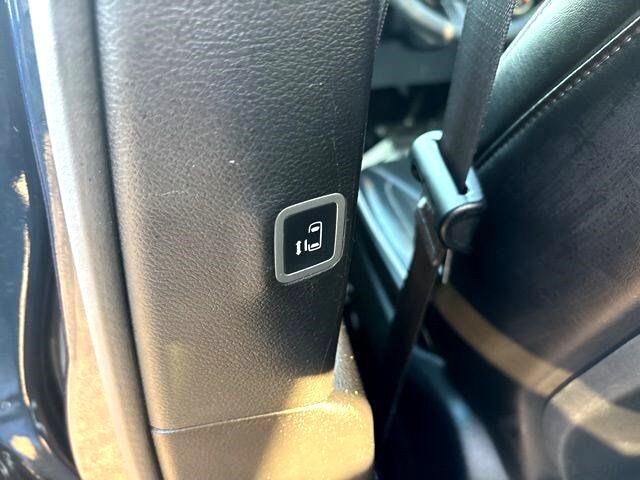 Chrysler Pacifica Limited AWD 2023