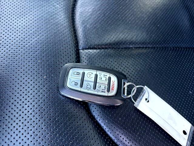 Chrysler Pacifica Limited AWD 2023