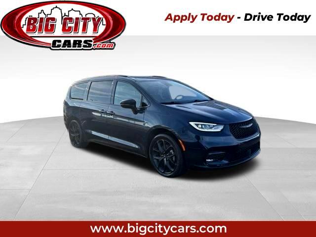 Chrysler Pacifica Limited AWD 2023
