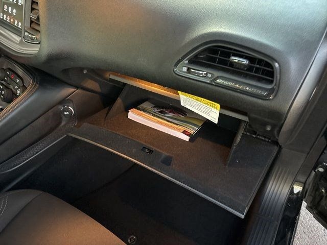 Dodge Challenger SXT 2023