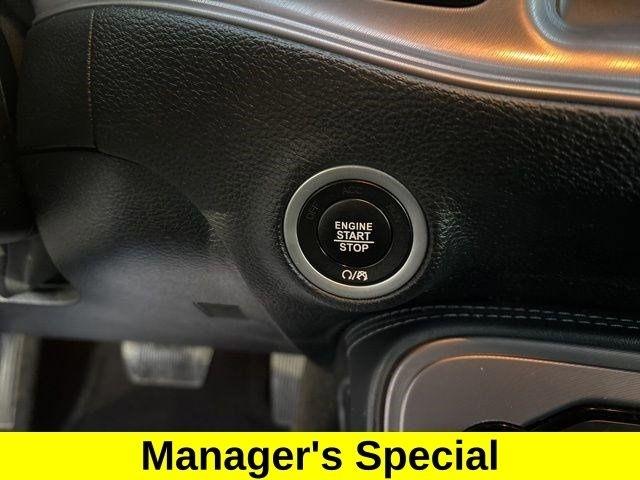 Dodge Challenger SXT 2023