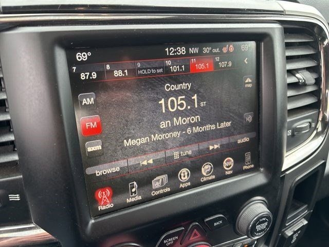 RAM 1500 Sport Crew Cab SWB 4WD 2016