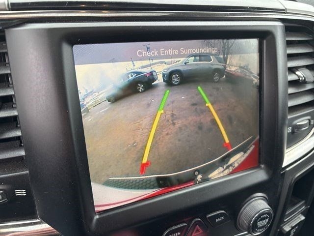 RAM 1500 Sport Crew Cab SWB 4WD 2016