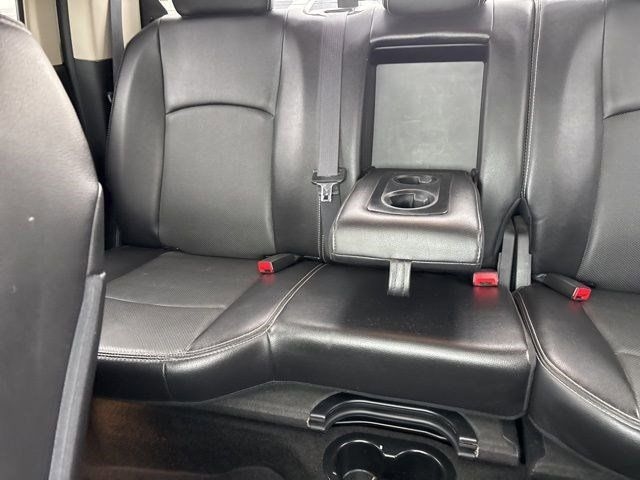 RAM 1500 Sport Crew Cab SWB 4WD 2016