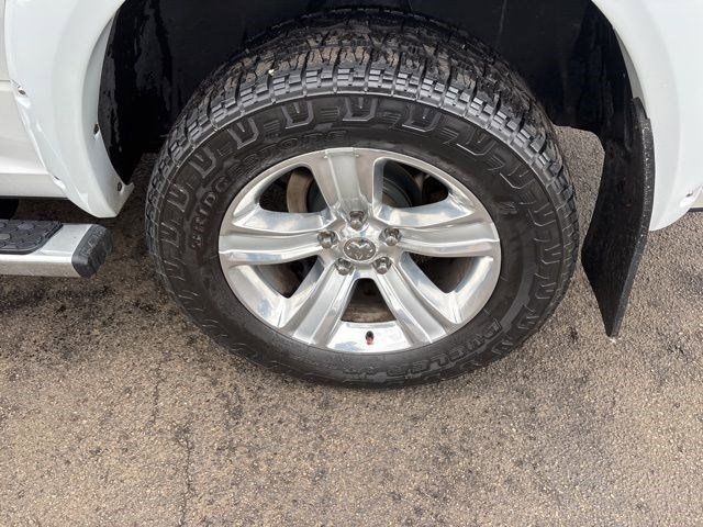 RAM 1500 Sport Crew Cab SWB 4WD 2016