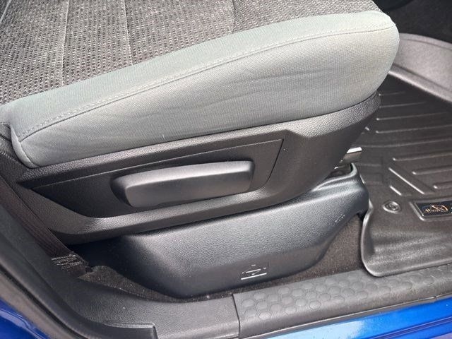 RAM 1500 SLT Crew Cab LWB 4WD 2017