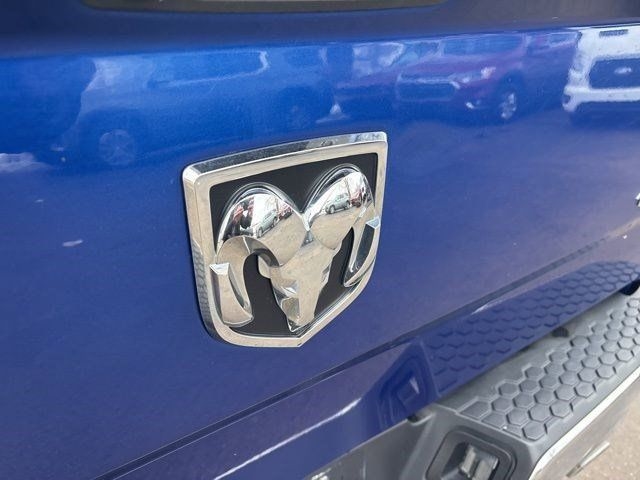 RAM 1500 SLT Crew Cab LWB 4WD 2017