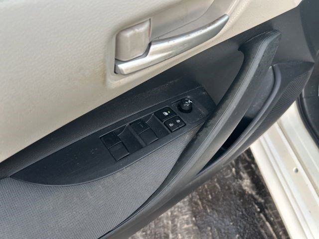 Toyota Corolla LE 2021