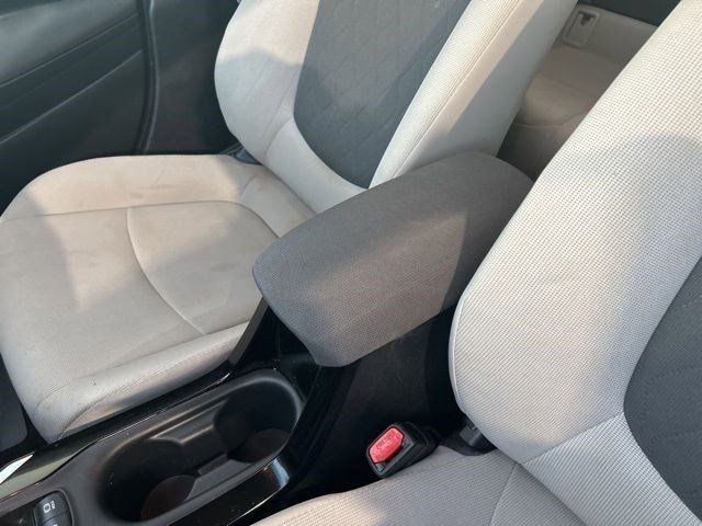 Toyota Corolla LE 2021