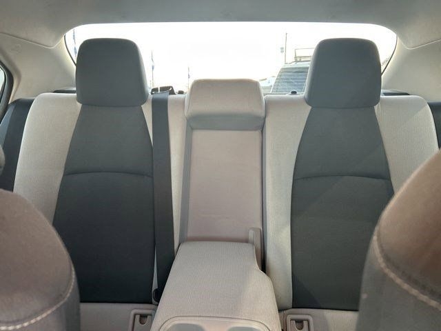 Toyota Corolla LE 2021