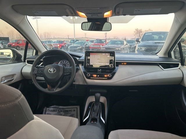 Toyota Corolla LE 2021