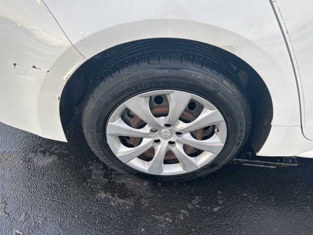 Toyota Corolla LE 2021