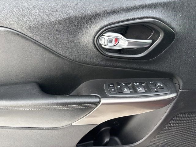 Jeep Cherokee Latitude Lux 4WD 2021