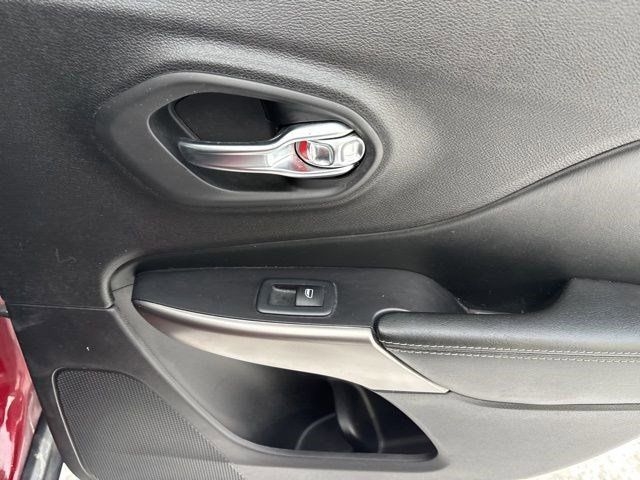 Jeep Cherokee Latitude Lux 4WD 2021