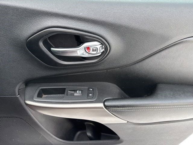 Jeep Cherokee Latitude Lux 4WD 2021