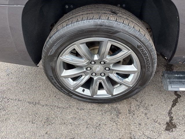 Chevrolet Suburban Premier 4WD 2017