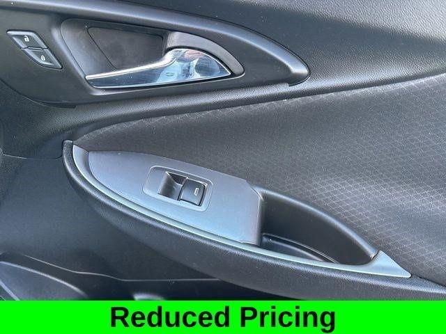 Chevrolet Malibu  2023