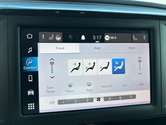 Chrysler Voyager LX 2023