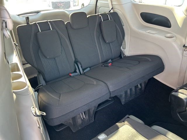 Chrysler Voyager LX 2023