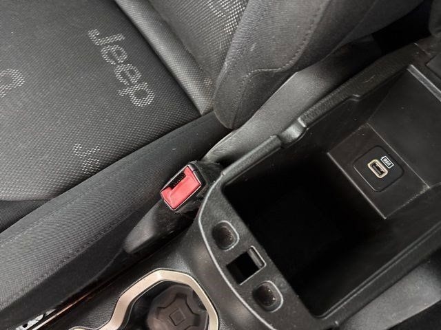 Jeep Renegade Latitude 4WD 2016