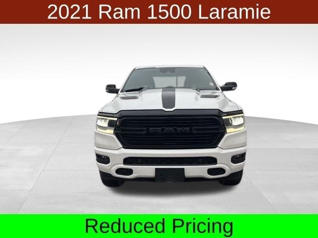 RAM 1500 Laramie Crew Cab 4WD 2021