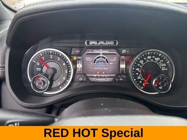 RAM 1500 Laramie Crew Cab 4WD 2021