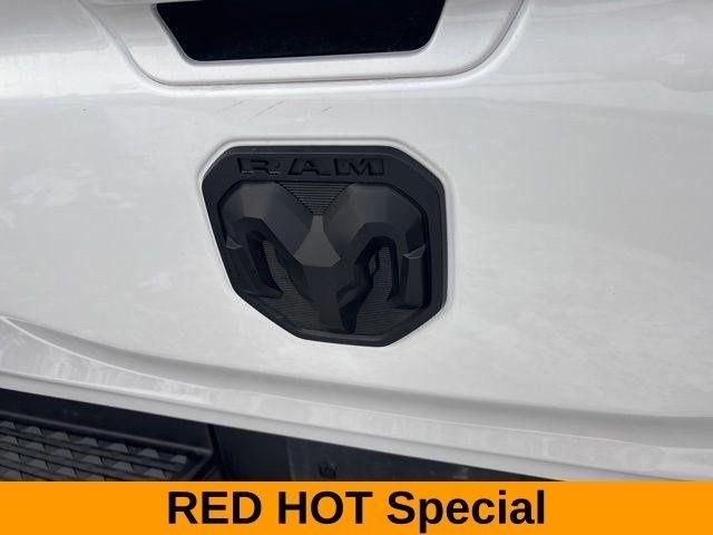 RAM 1500 Laramie Crew Cab 4WD 2021