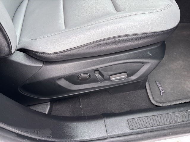 Ford Explorer XLT AWD 2021