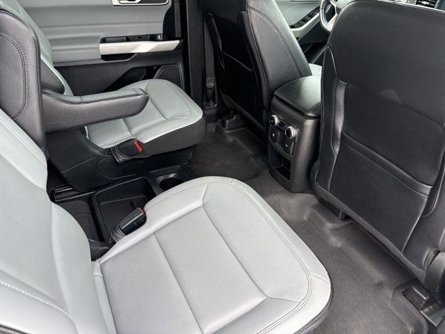 Ford Explorer XLT 4WD 2021