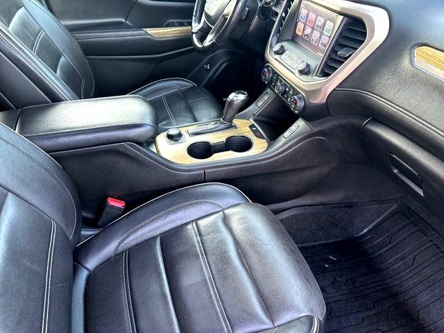 GMC Acadia Denali AWD 2018