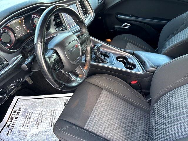 Dodge Challenger SXT 2020