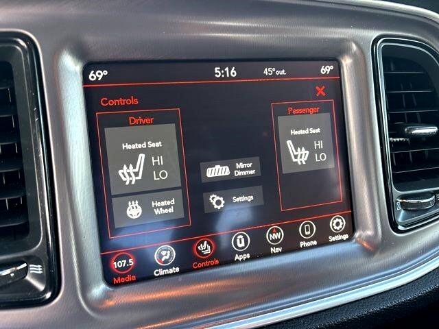 Dodge Challenger SXT 2020