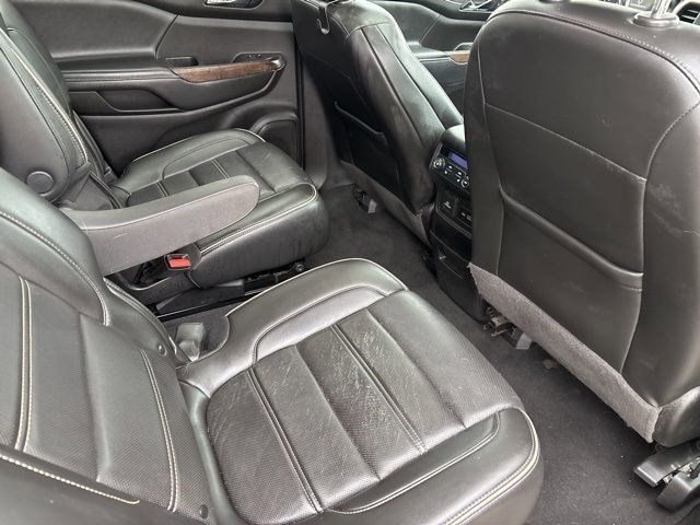 GMC Acadia Denali 2021