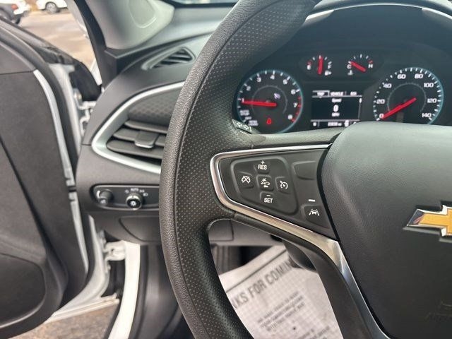 Chevrolet Malibu  2023