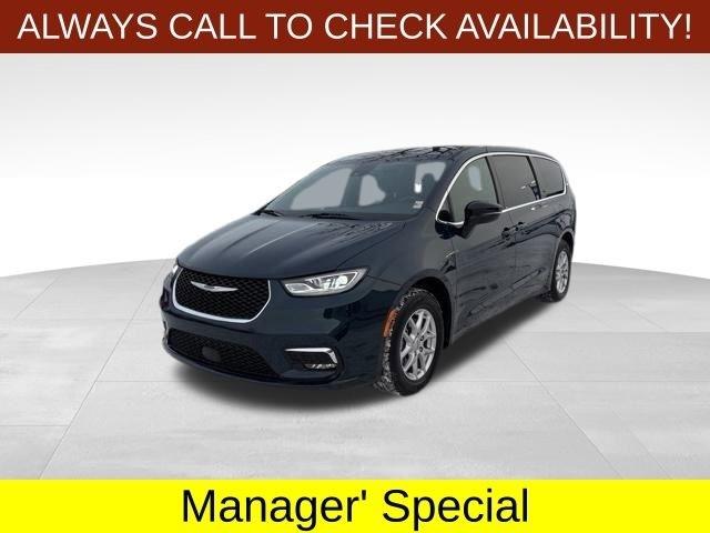 Chrysler Pacifica Touring 2024