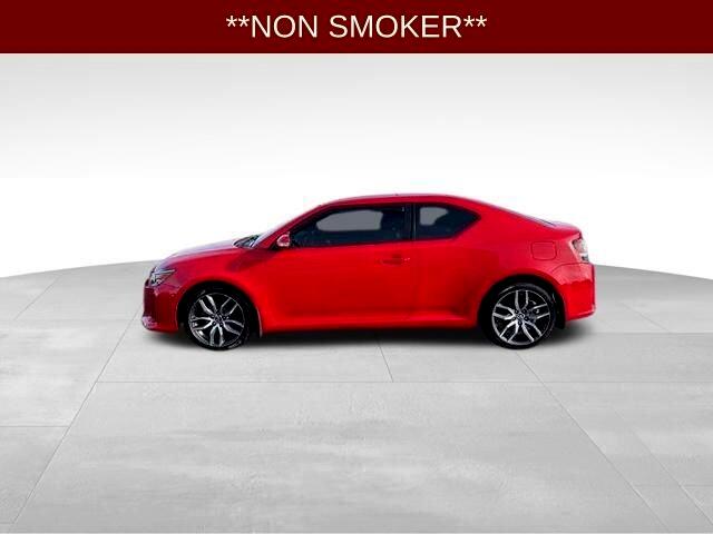 Scion tC Sports Coupe 6-Spd AT 2015